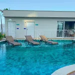 Mirante #406 - Apê dois quartos por Carpediem