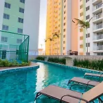 Mirante #406 - Apê dois quartos por Carpediem